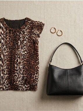 Nue Option Leopard Print Blouse | Short Sleeve | Chic Animal Print Top size L